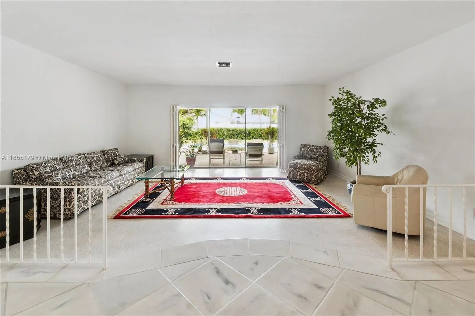 6100 SW 8th Ct