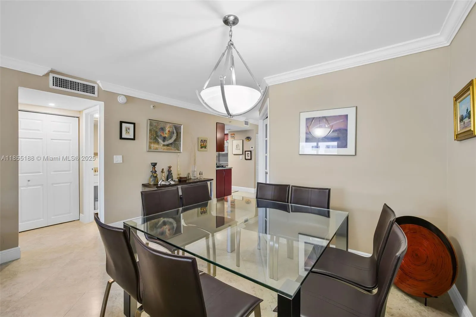 2401 Collins Ave, #1807