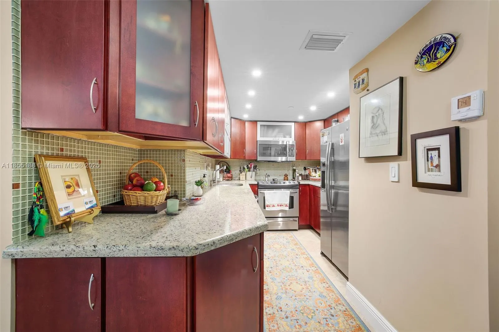 2401 Collins Ave, #1807