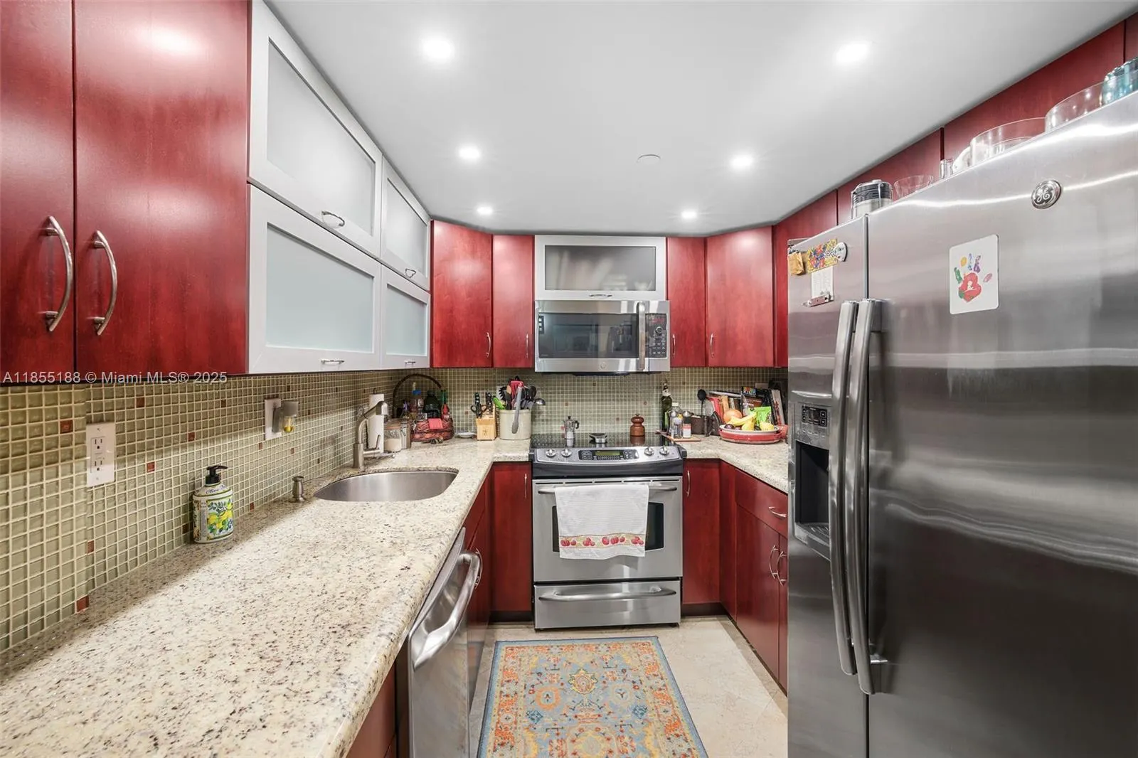 2401 Collins Ave, #1807