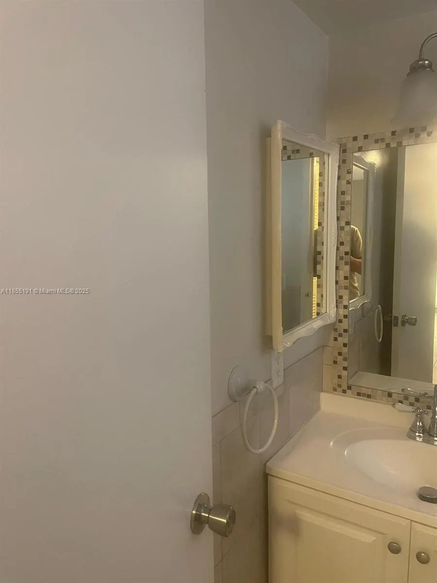 8311 Sands Point Blvd, #R105