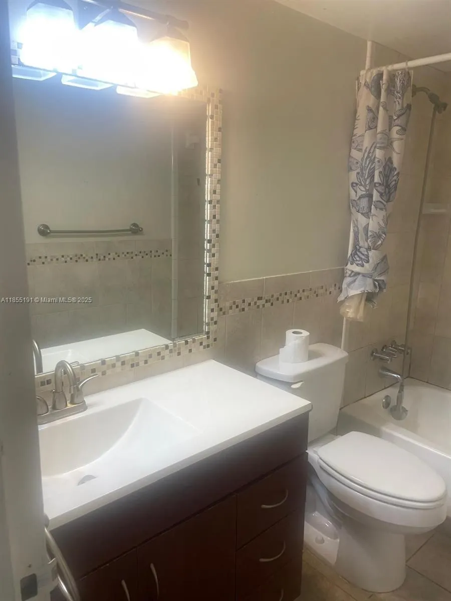 8311 Sands Point Blvd, #R105