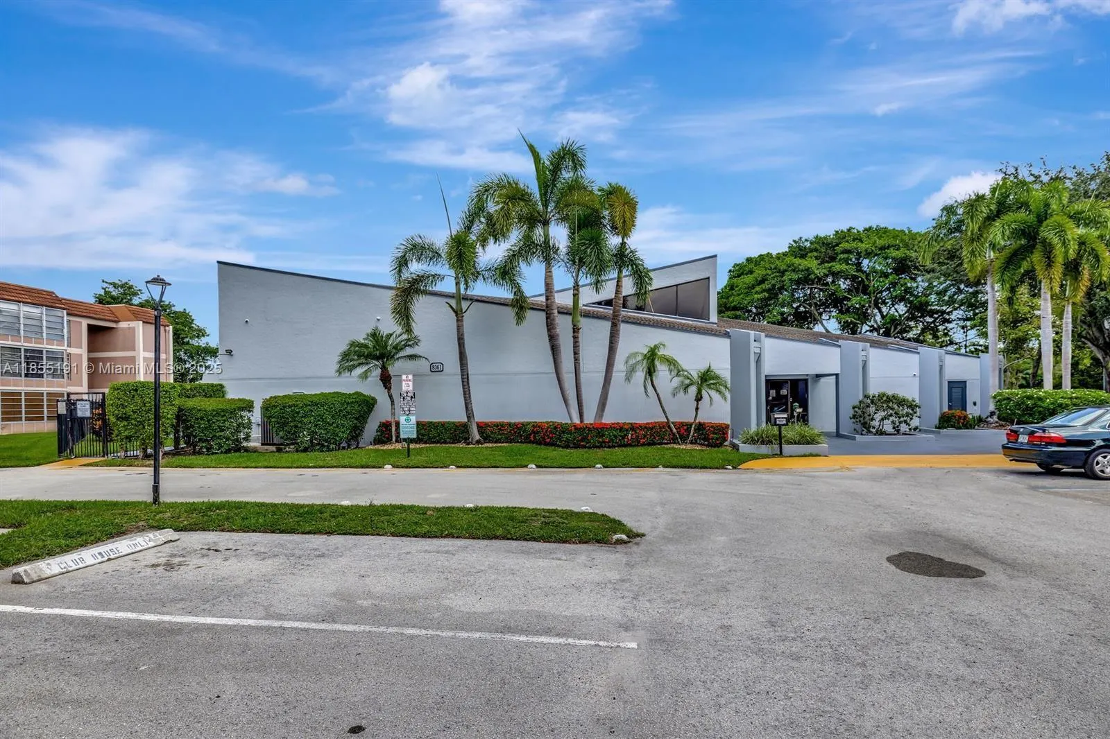 8311 Sands Point Blvd, #R105