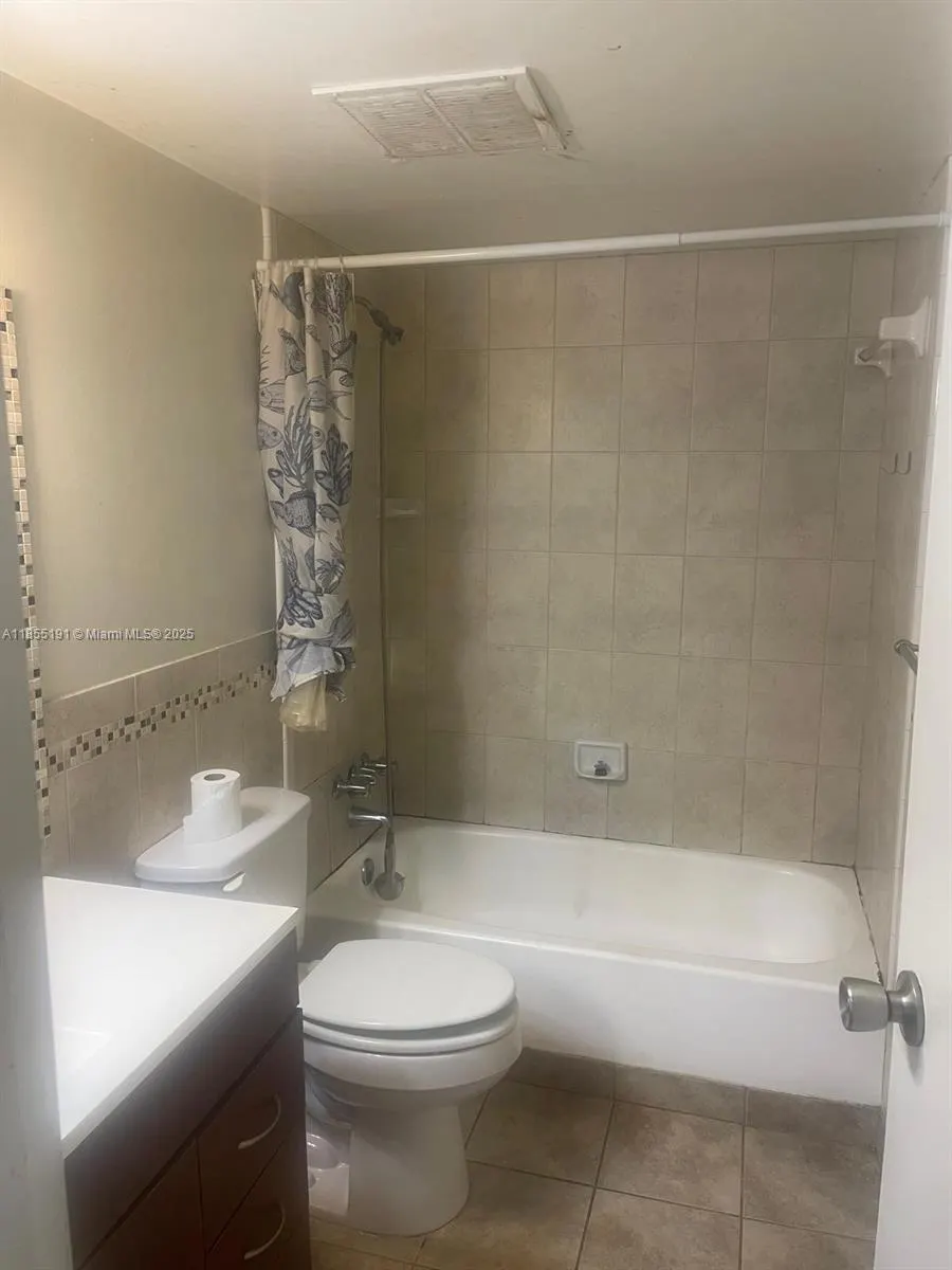 8311 Sands Point Blvd, #R105