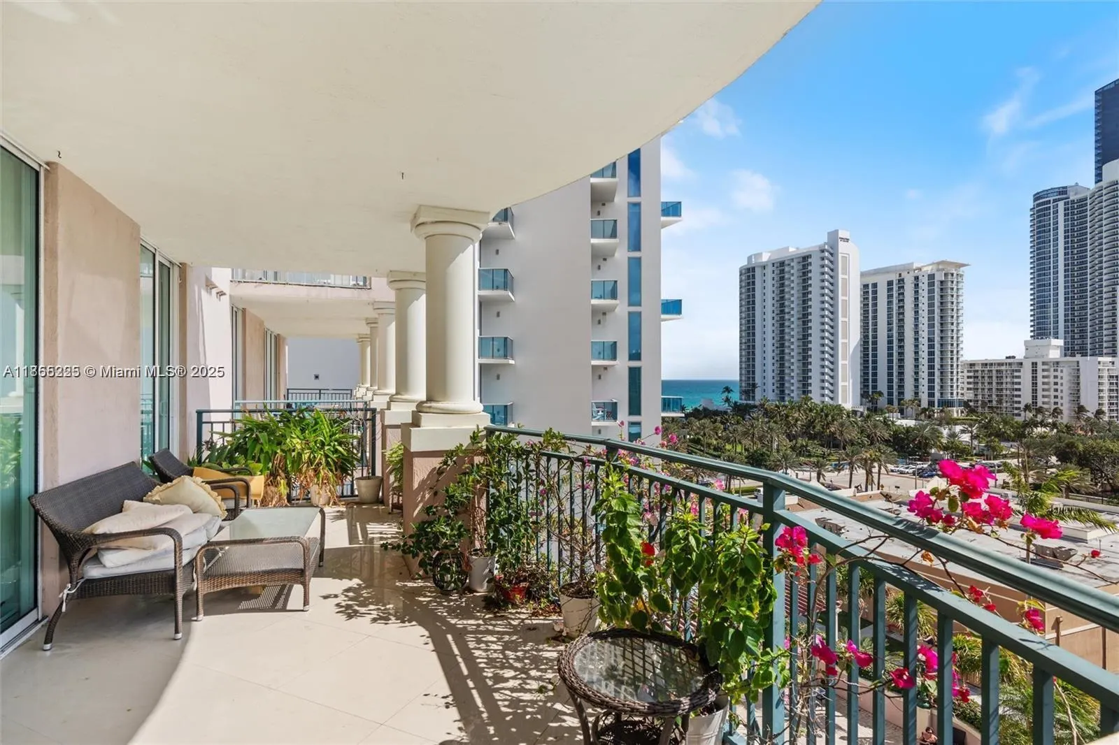 17555 Atlantic Blvd, #902