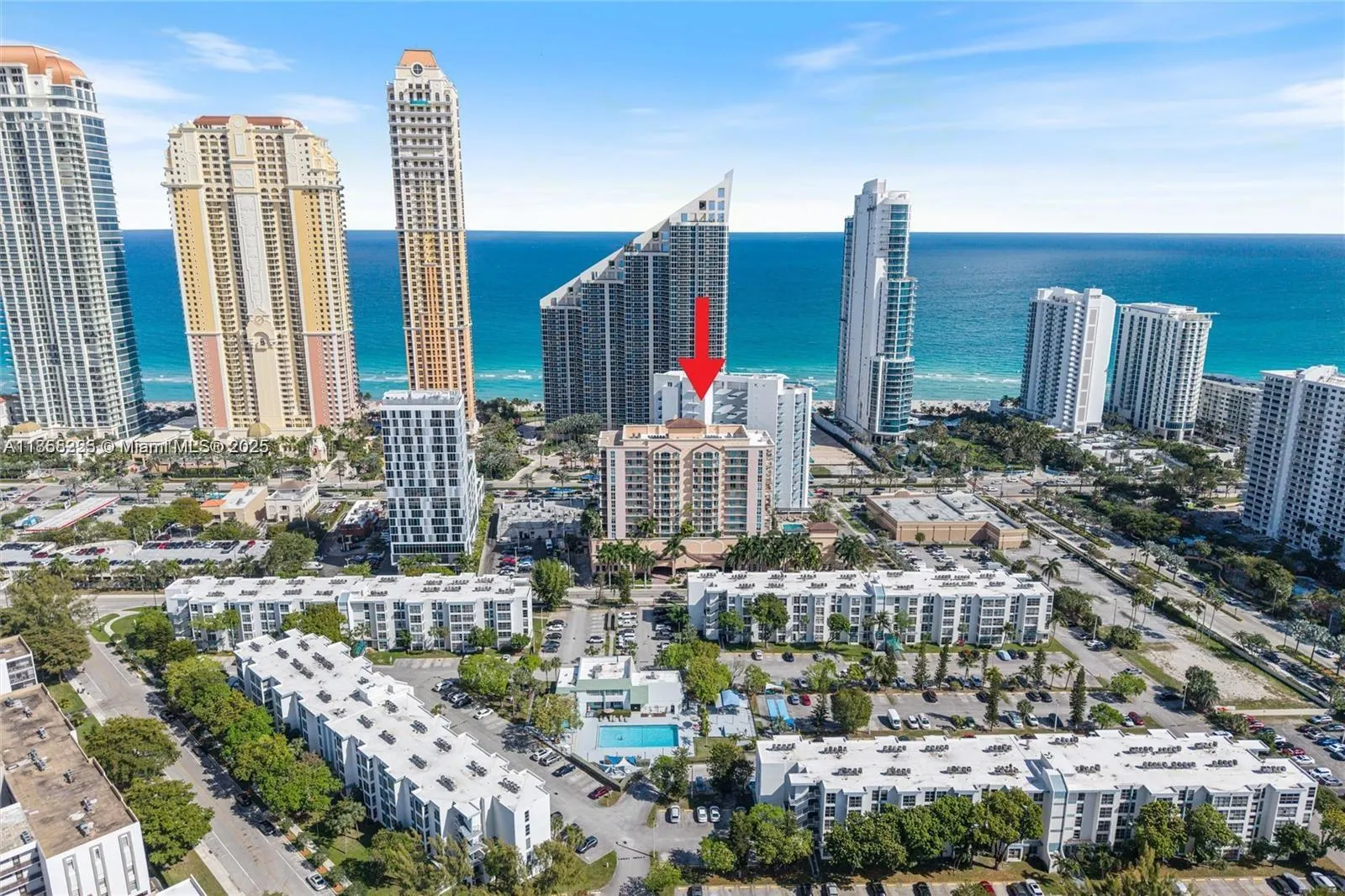 17555 Atlantic Blvd, #902