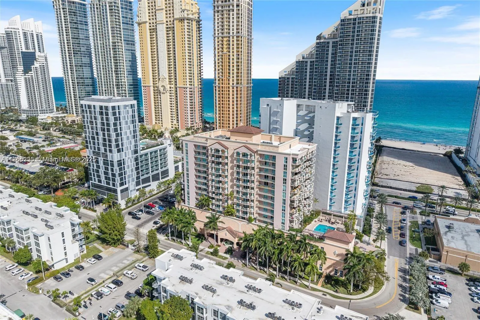 17555 Atlantic Blvd, #902
