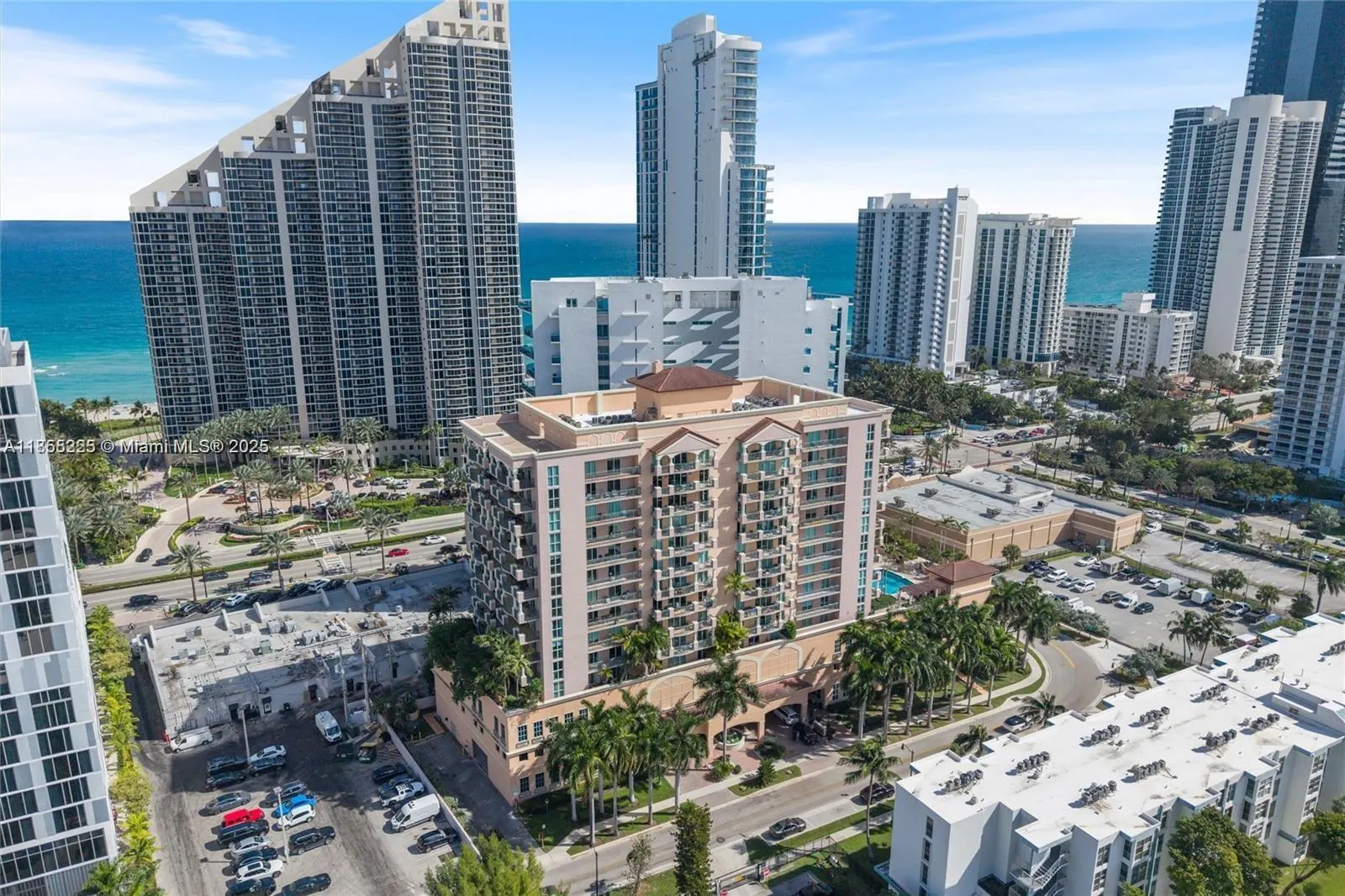 17555 Atlantic Blvd, #902