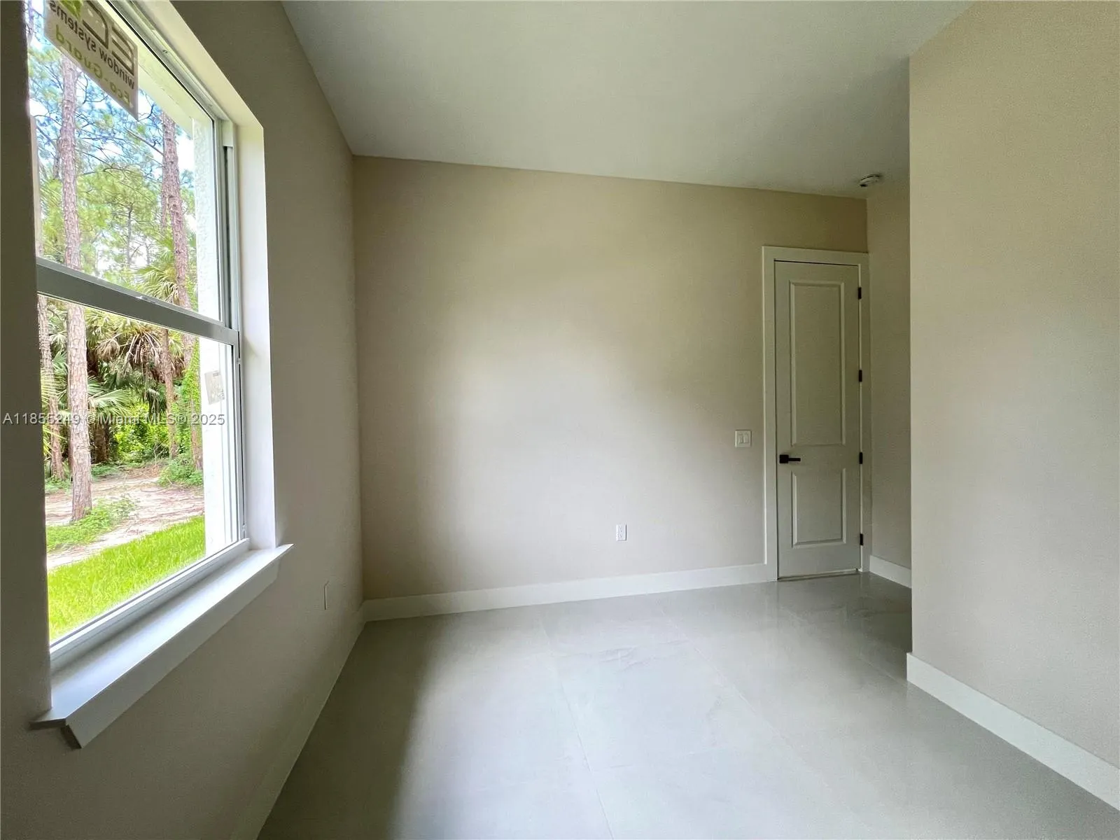 3210 10th Ave SE