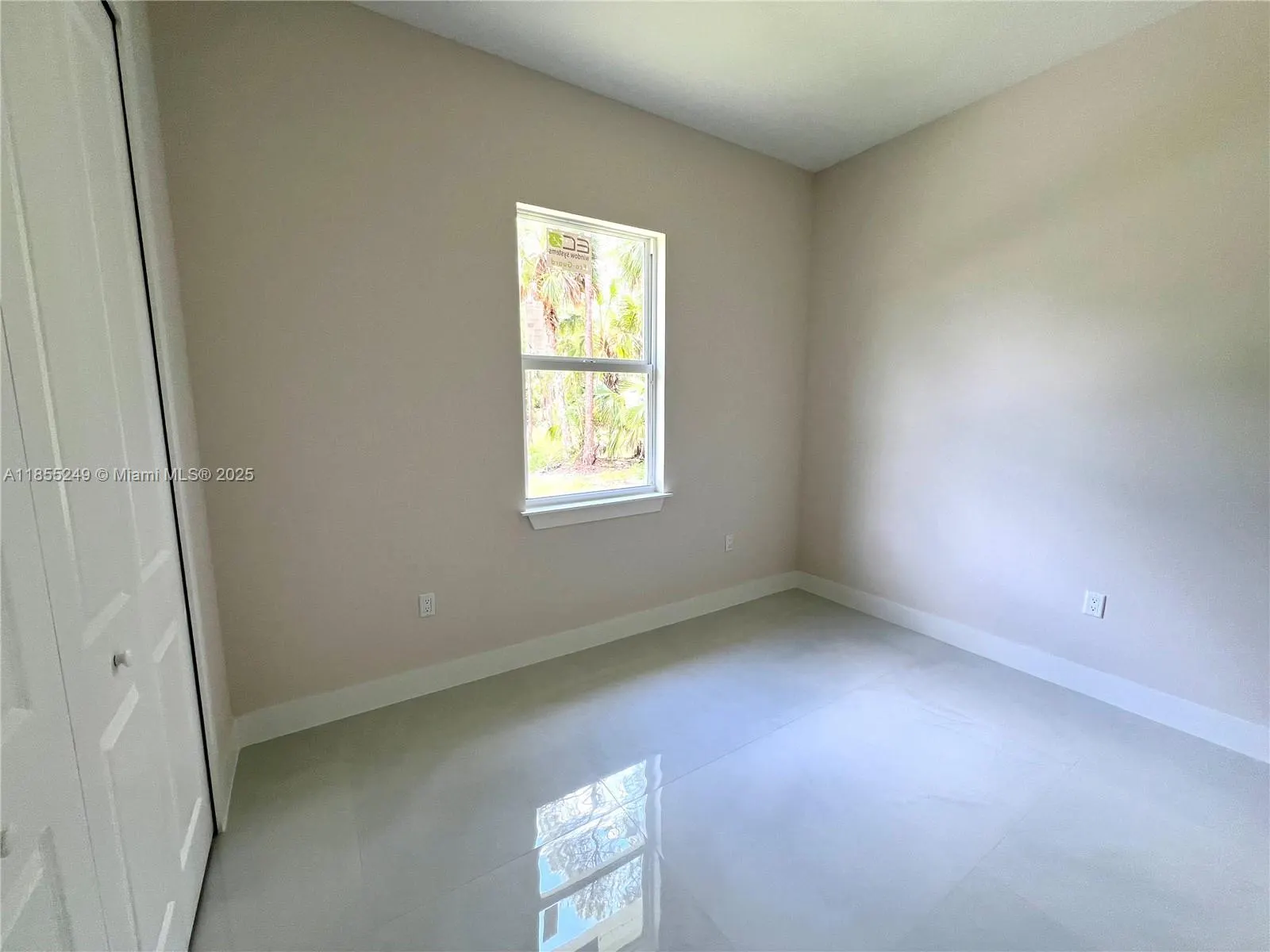 3210 10th Ave SE