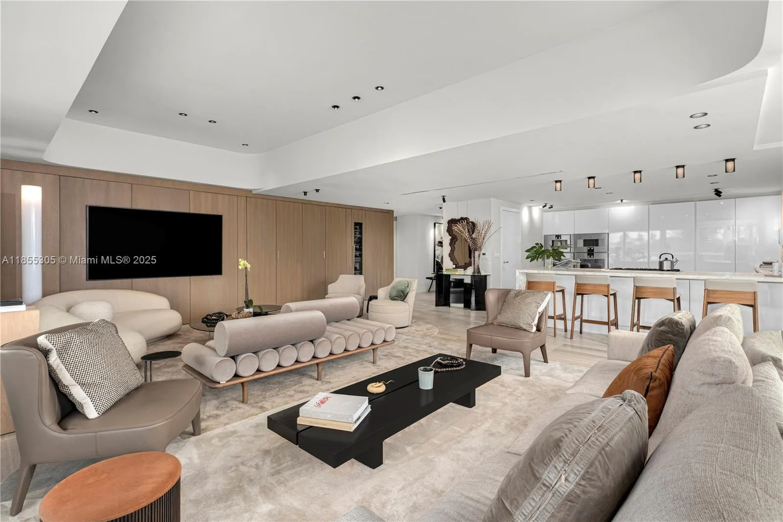 4701 N Meridian Ave, #421