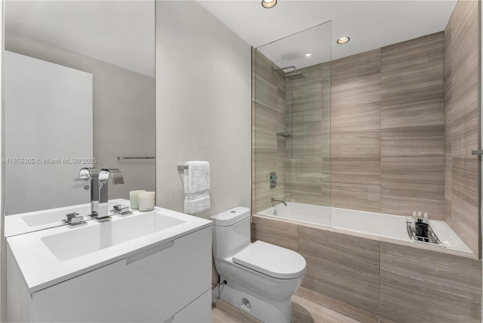 4701 N Meridian Ave, #421