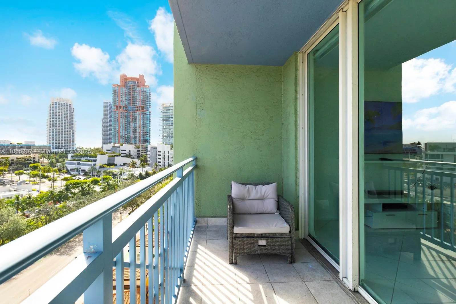 90 Alton Rd, #1005