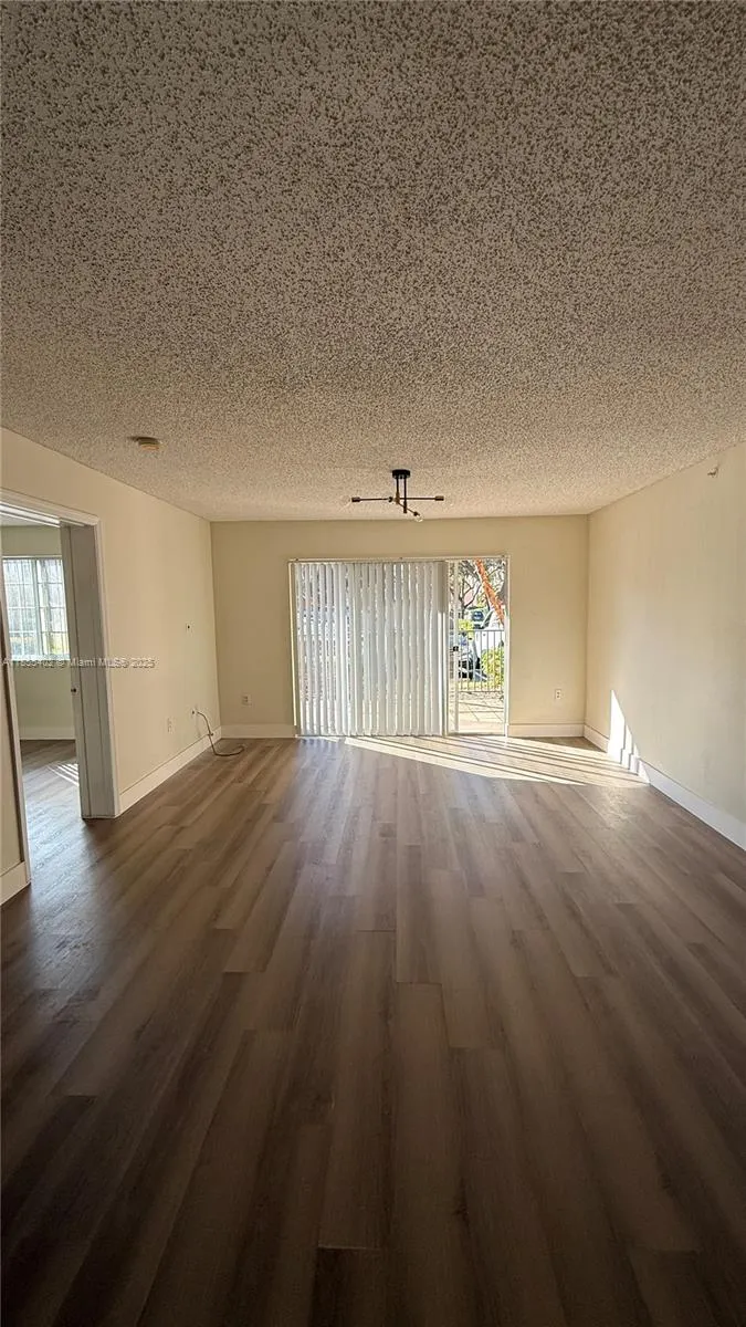 2009 SE 10th Ave, #303
