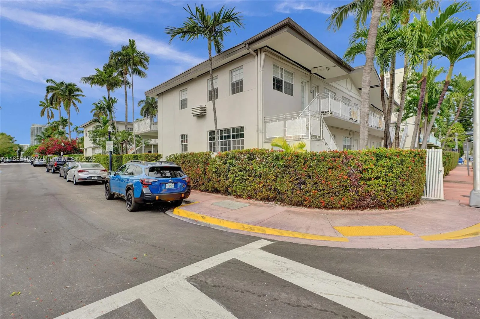 717 Espanola Way, #204