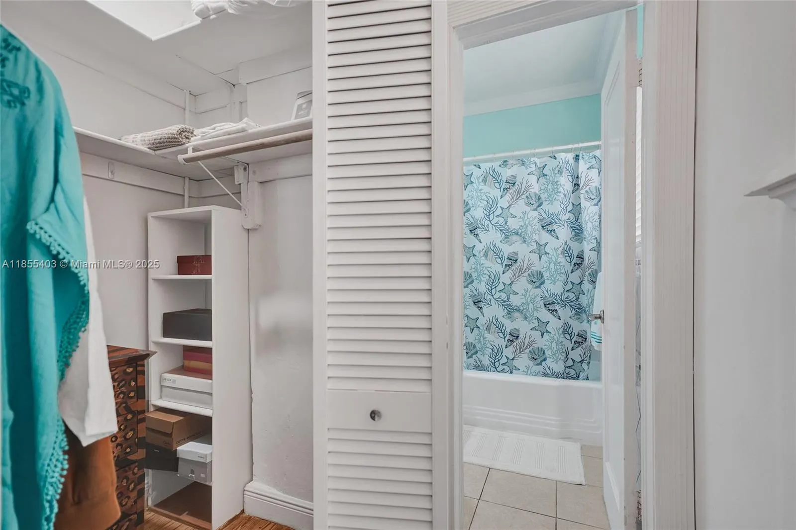 717 Espanola Way, #204