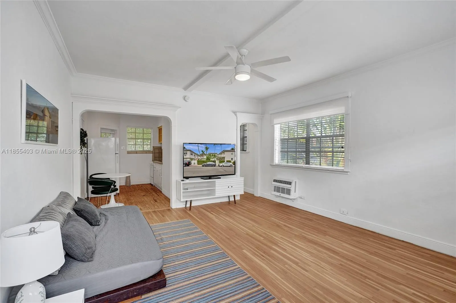 717 Espanola Way, #204