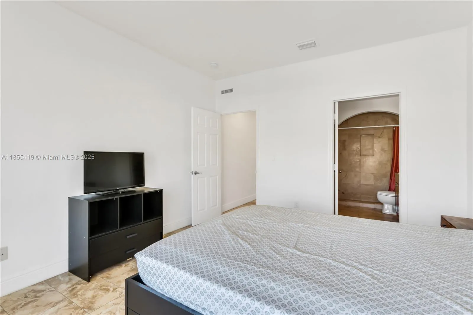 1016 71st St, #201