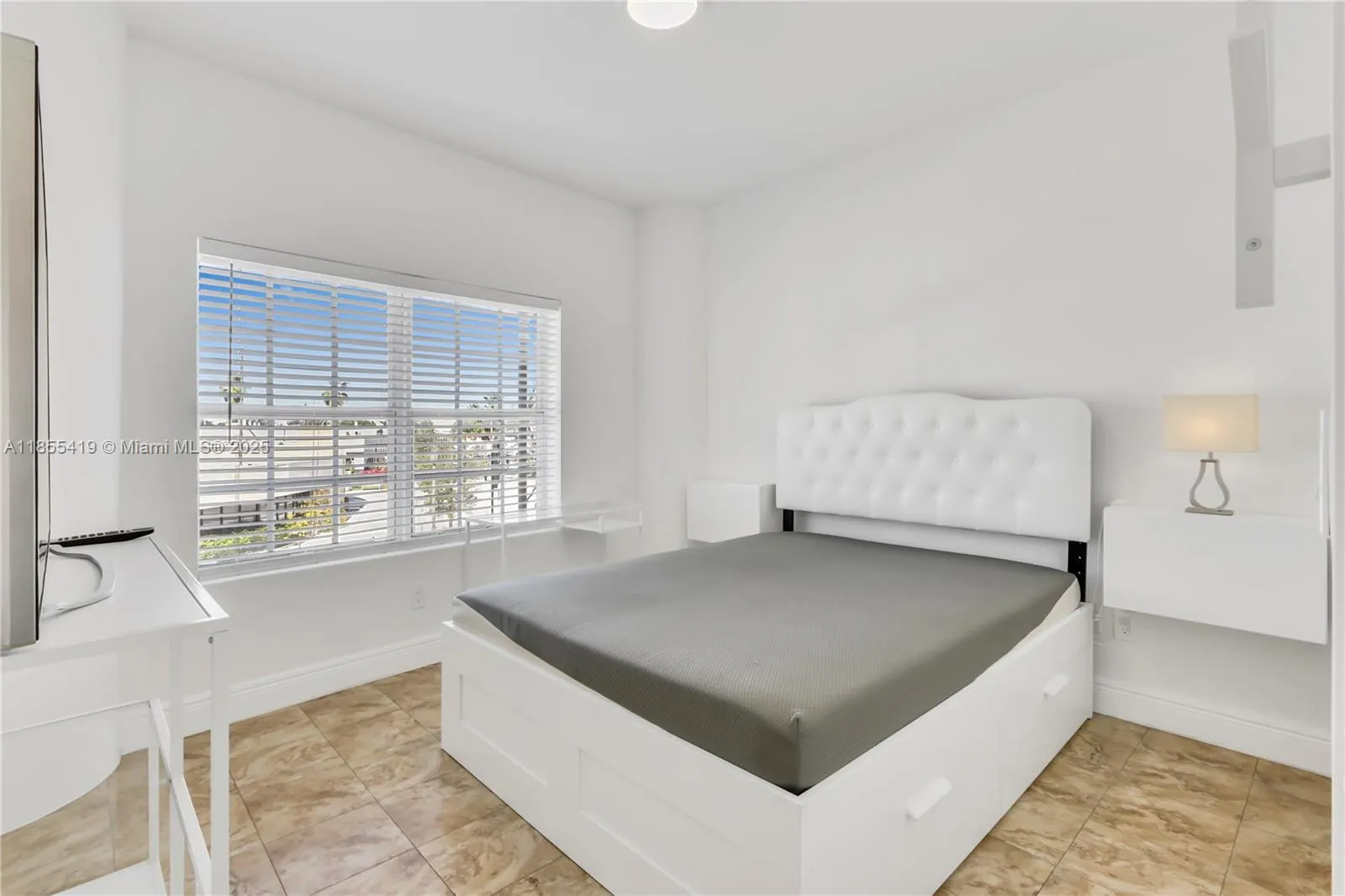 1016 71st St, #201