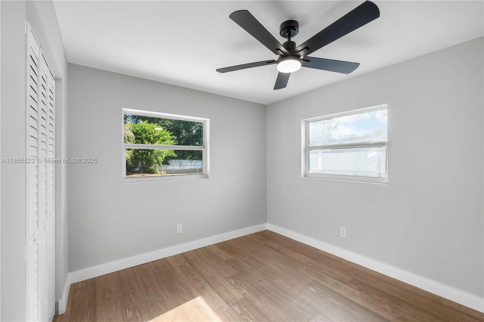 2319 NW Sunset Blvd