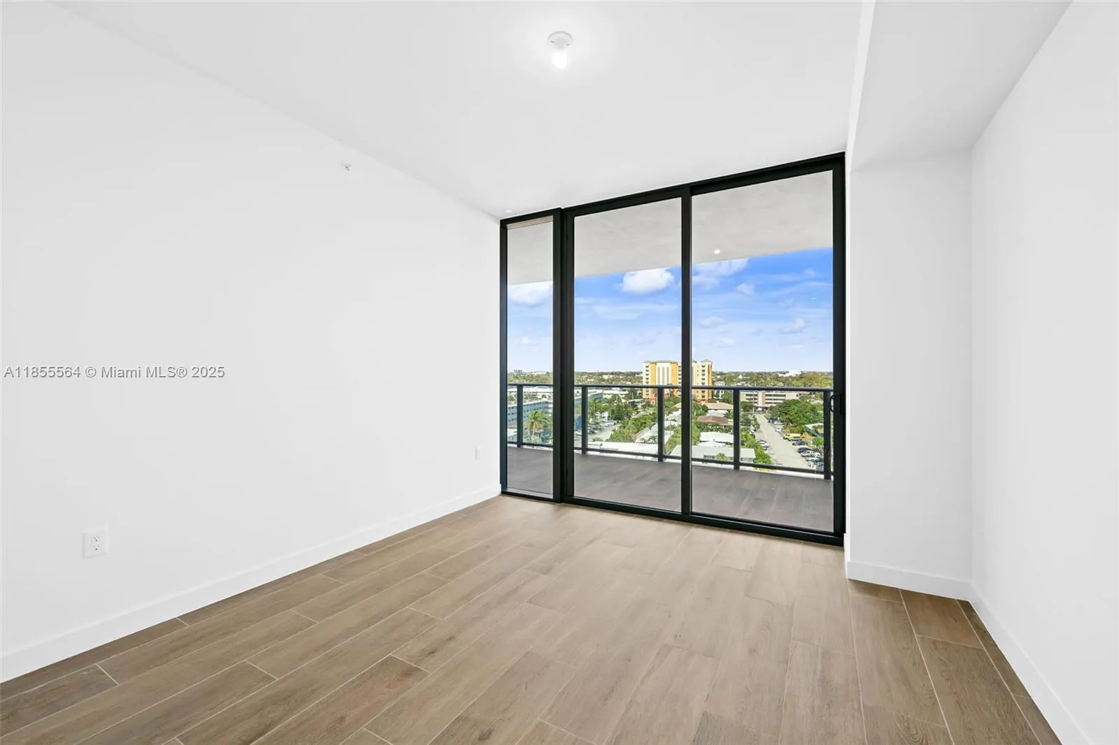 900 N Ocean Blvd, #801