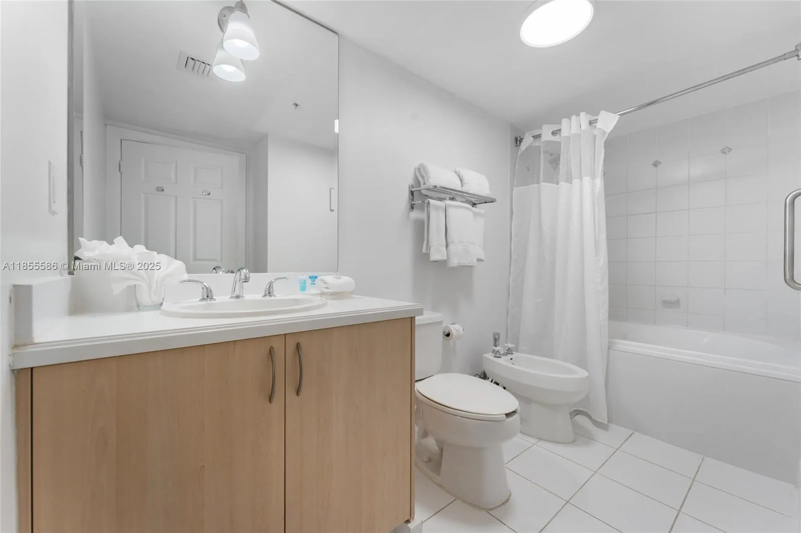 2951 S Bayshore Dr, #506