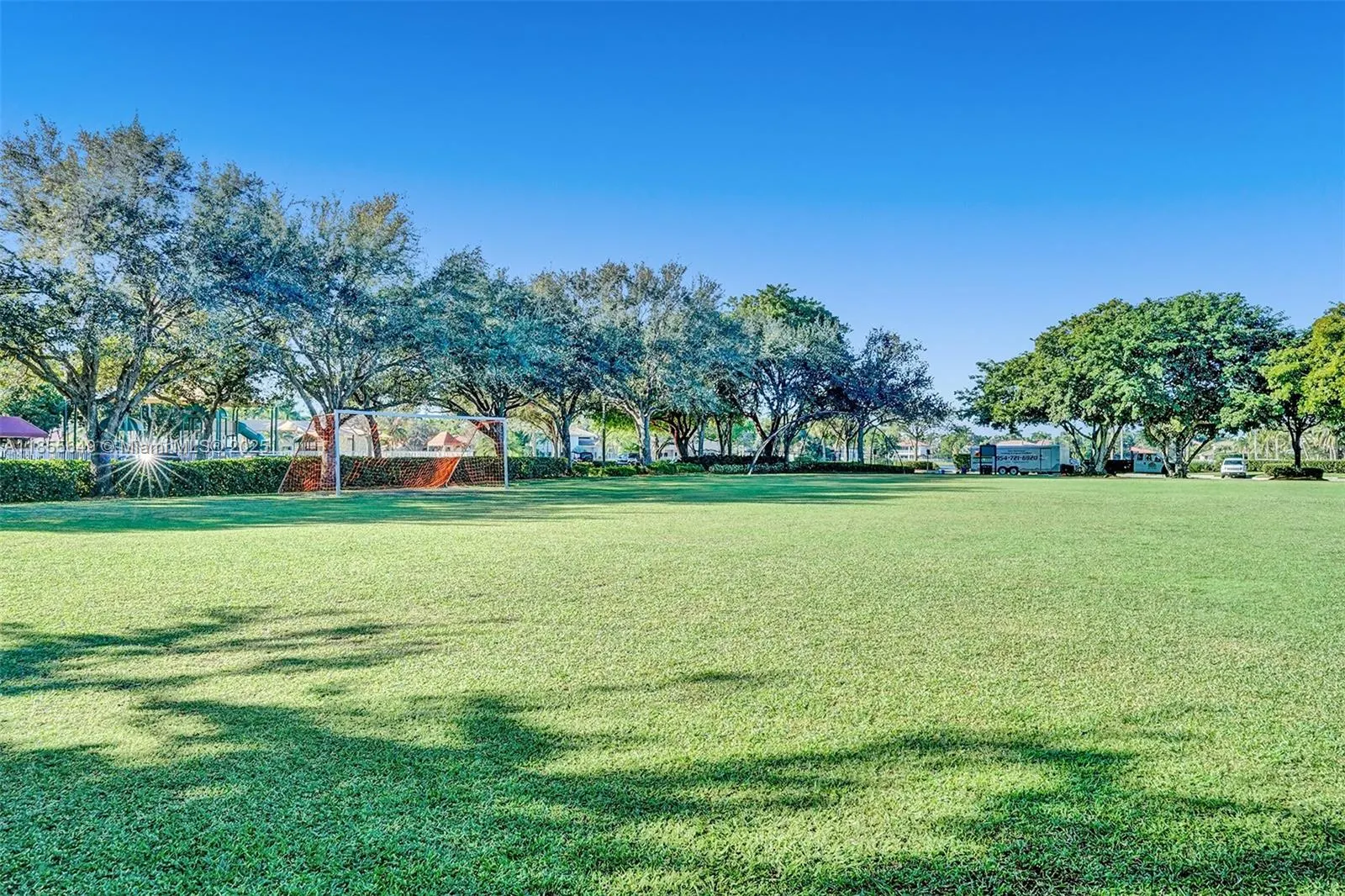 1487 Blue Jay Cir
