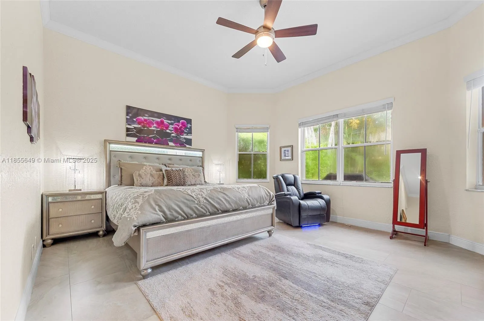 1487 Blue Jay Cir