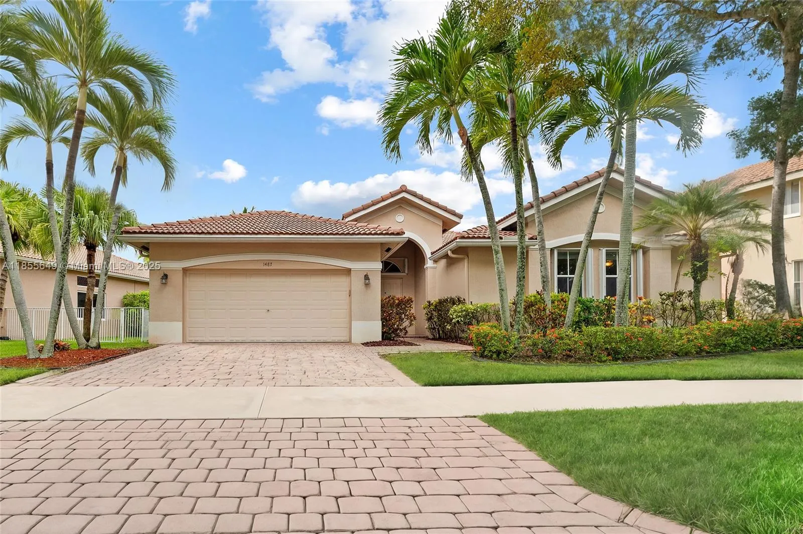 1487 Blue Jay Cir