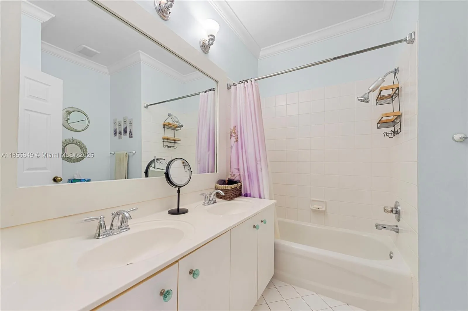 1487 Blue Jay Cir