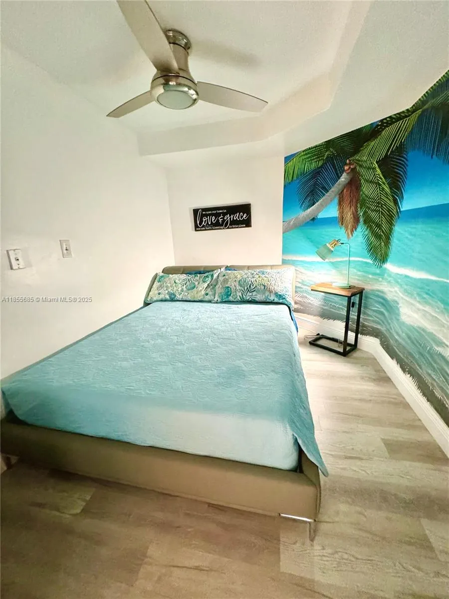 3111 N Ocean Dr, #1011