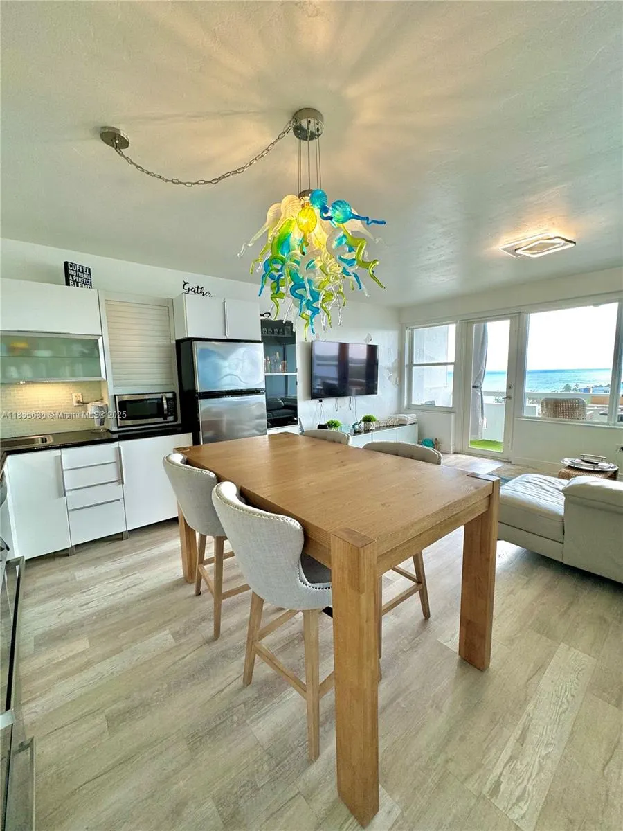 3111 N Ocean Dr, #1011
