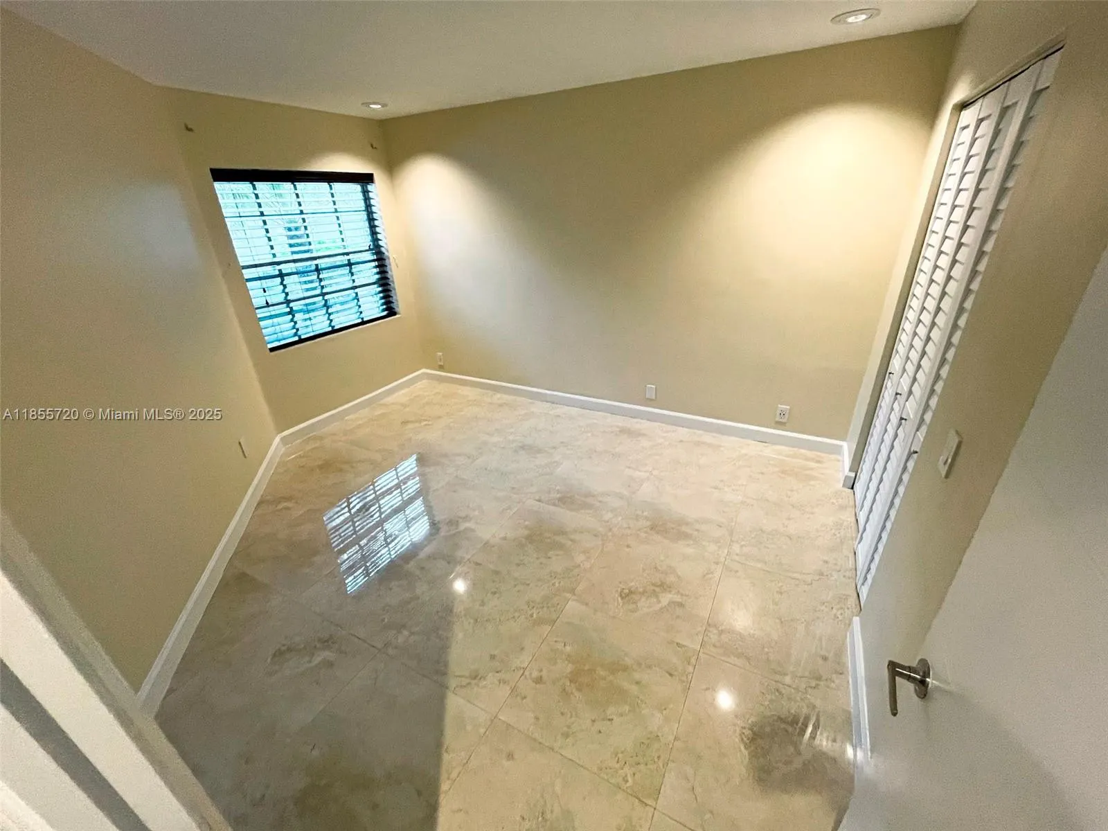 1462 Springside Dr