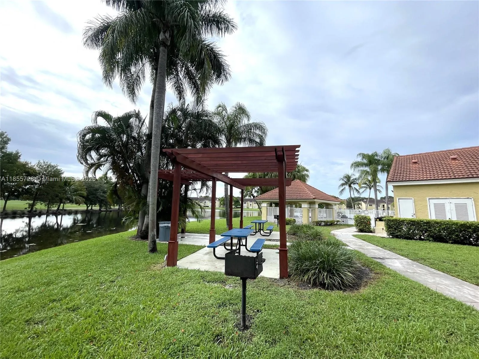 12760 Vista Isles Dr, #711