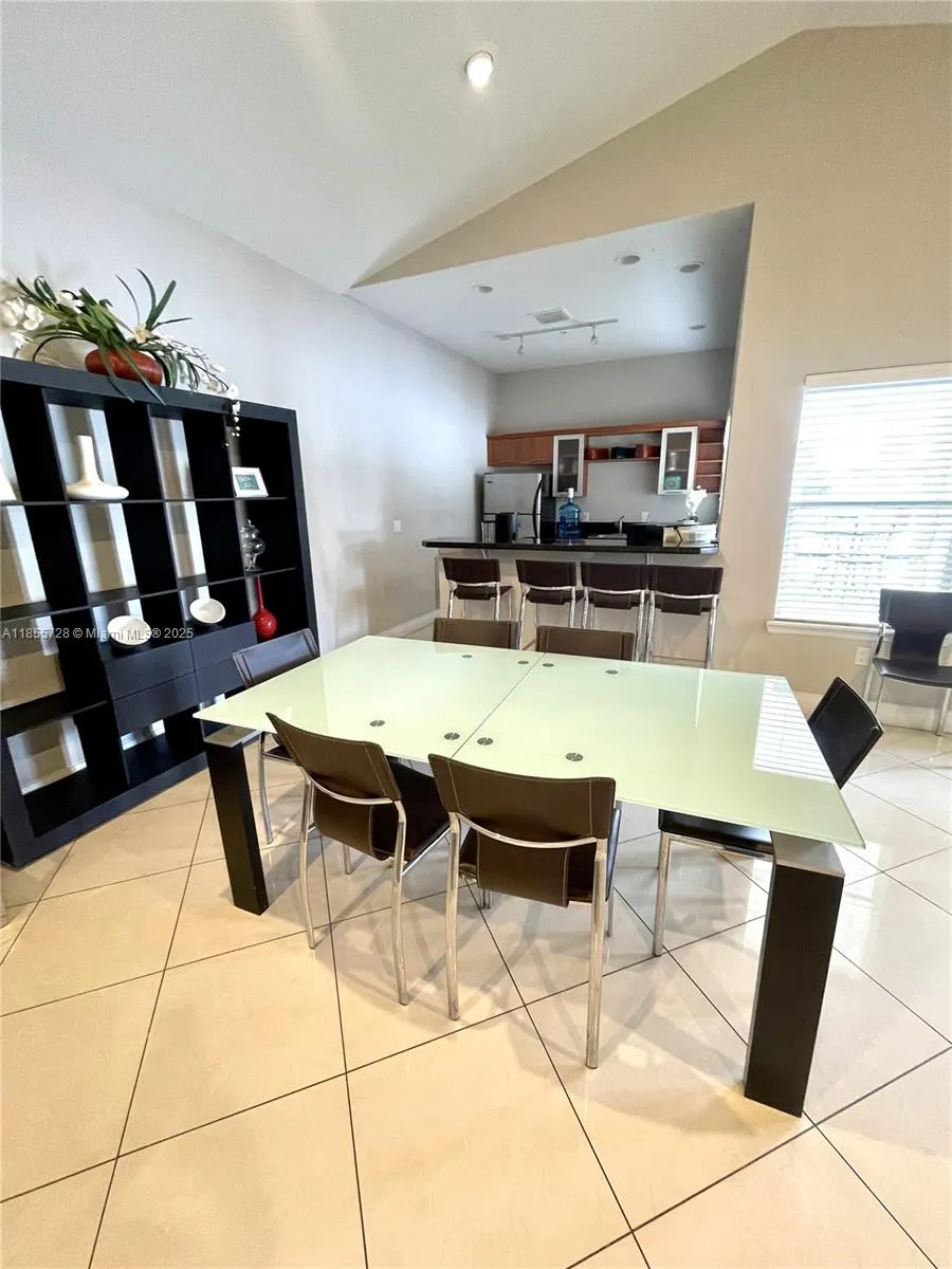 12760 Vista Isles Dr, #711