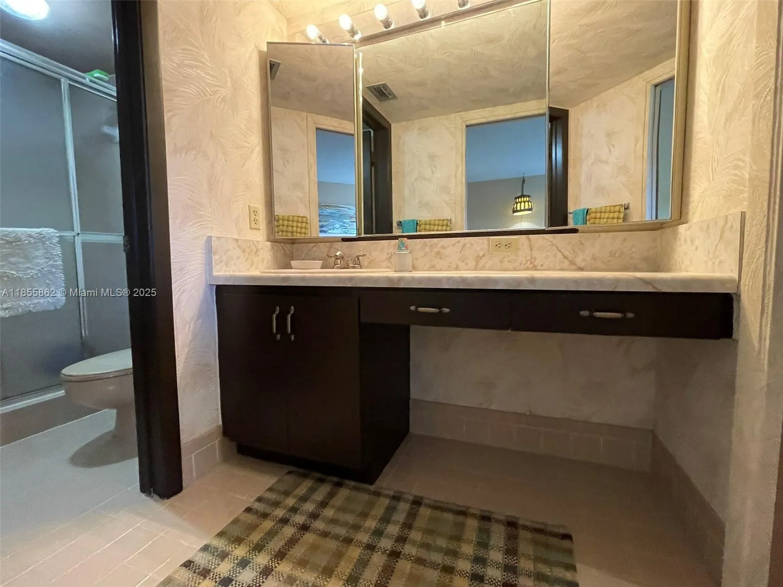 4975 E Sabal Palm Blvd, #208