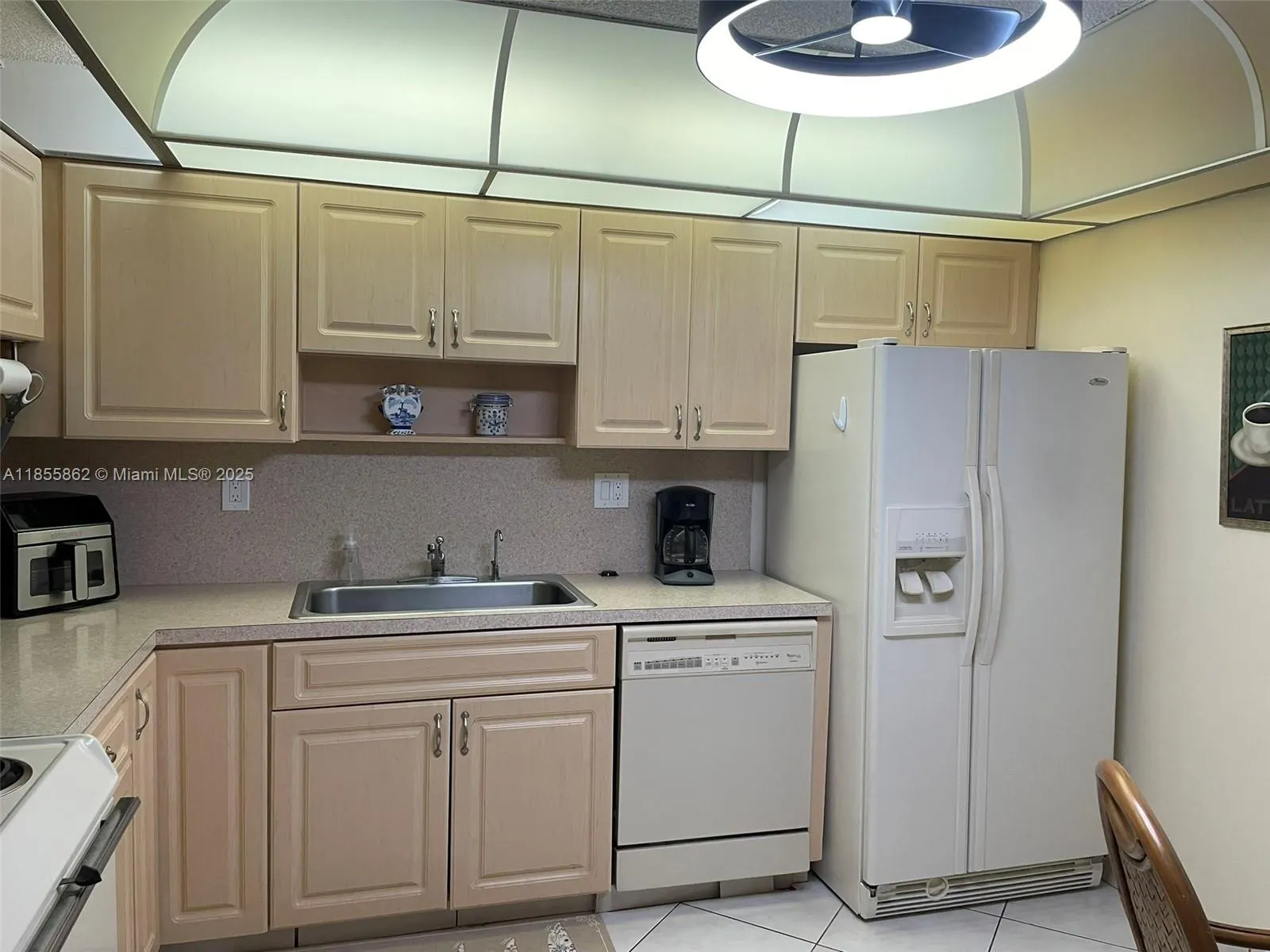 4975 E Sabal Palm Blvd, #208