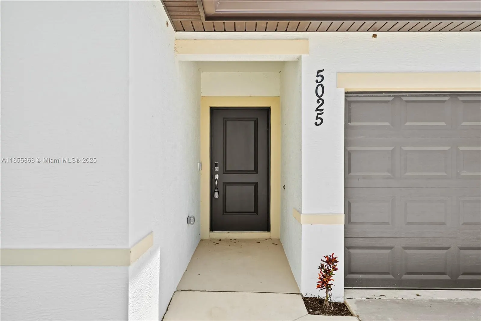 5025 Armina Pl, #122