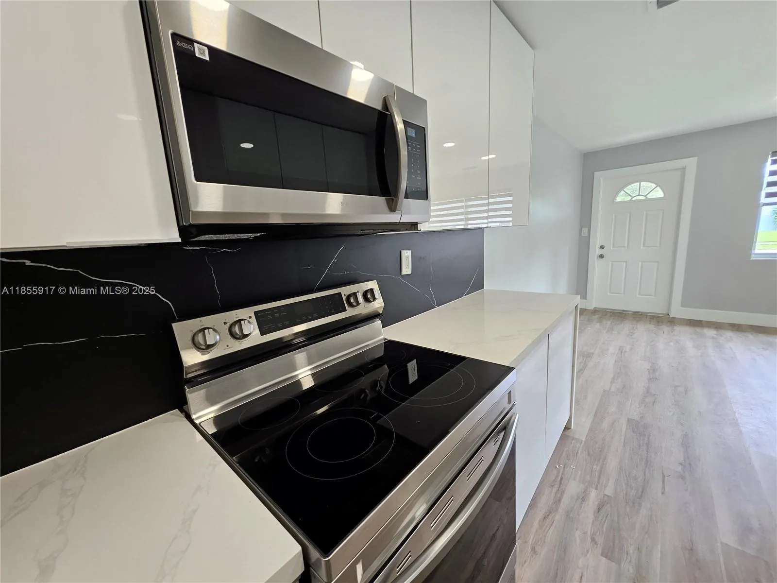 2865 NE 13th Ave