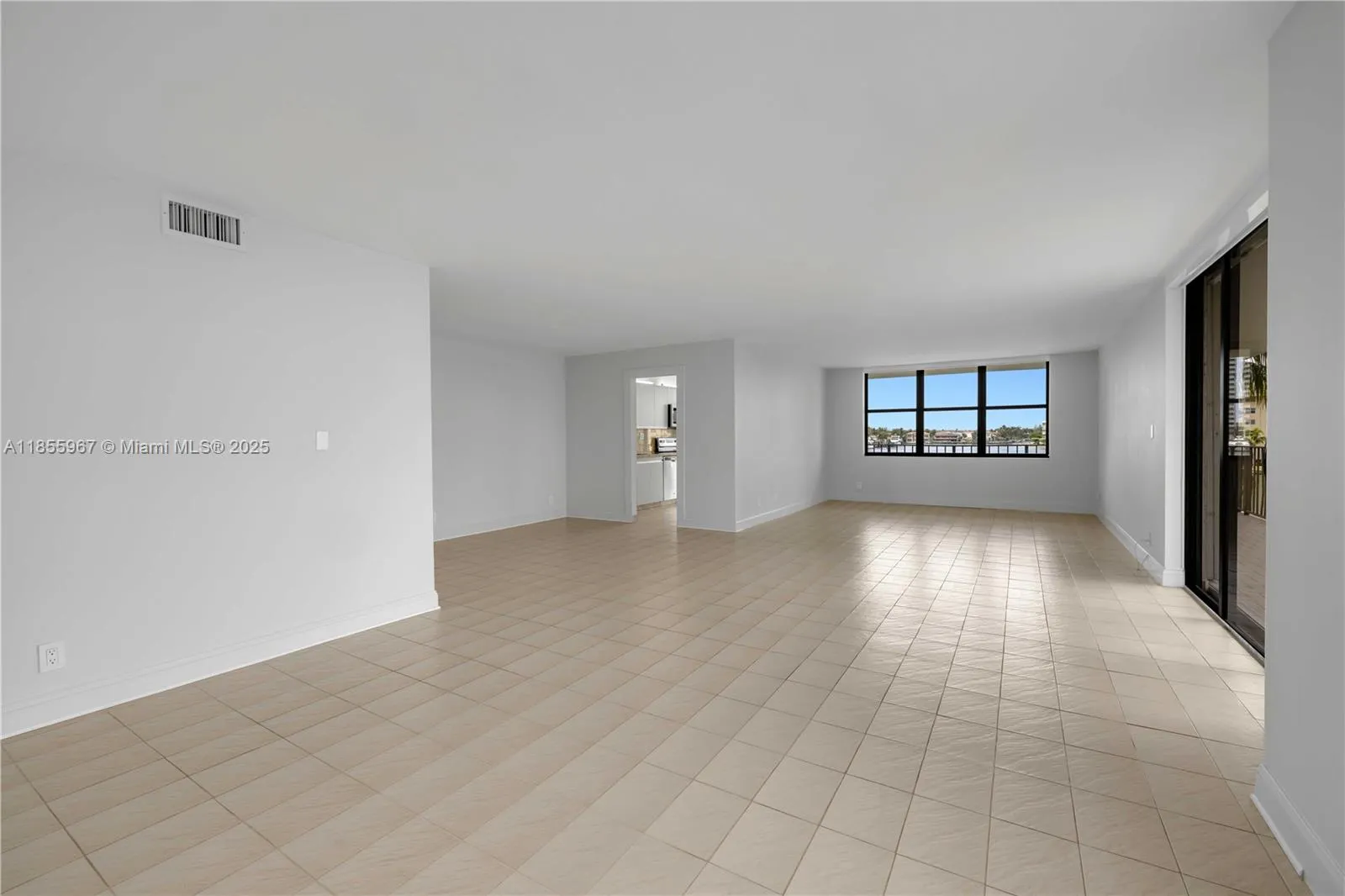 18151 NE 31st Ct, #317