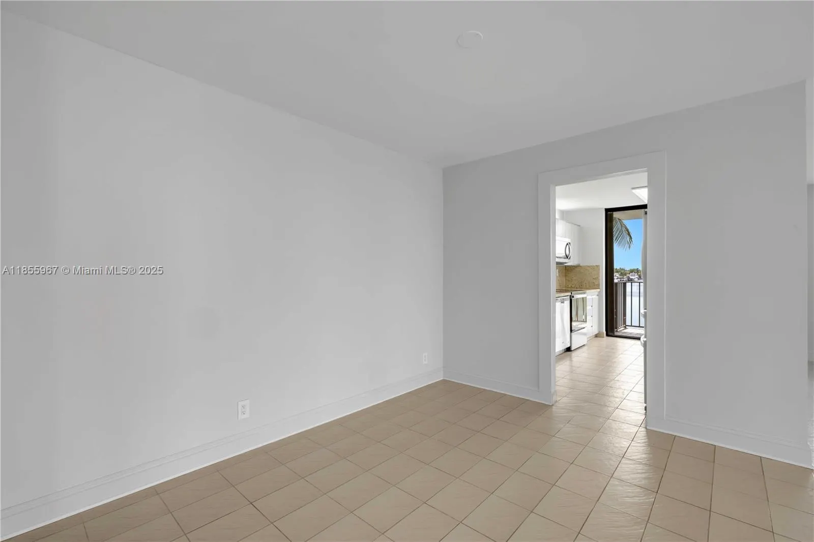 18151 NE 31st Ct, #317
