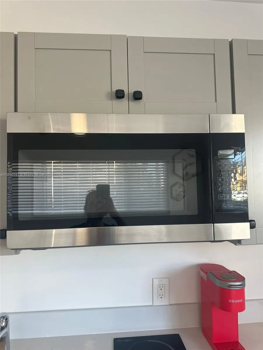2710 N Ocean Dr, #12 Units