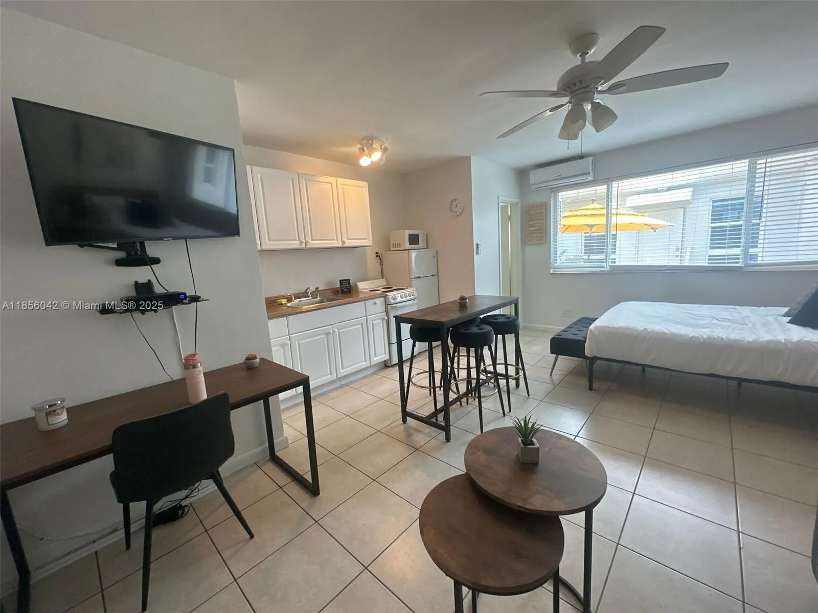 2710 N Ocean Dr, #12 Units
