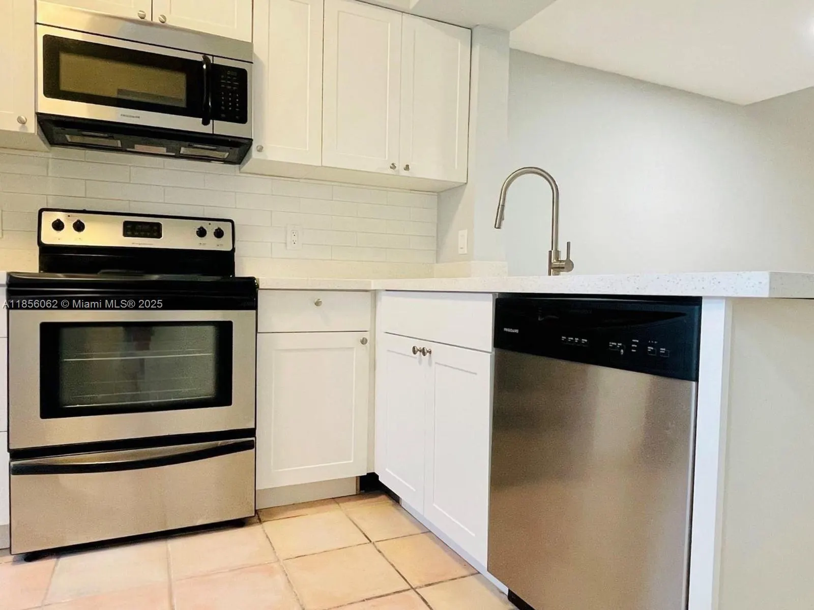 48 Whitehead Cir, #48