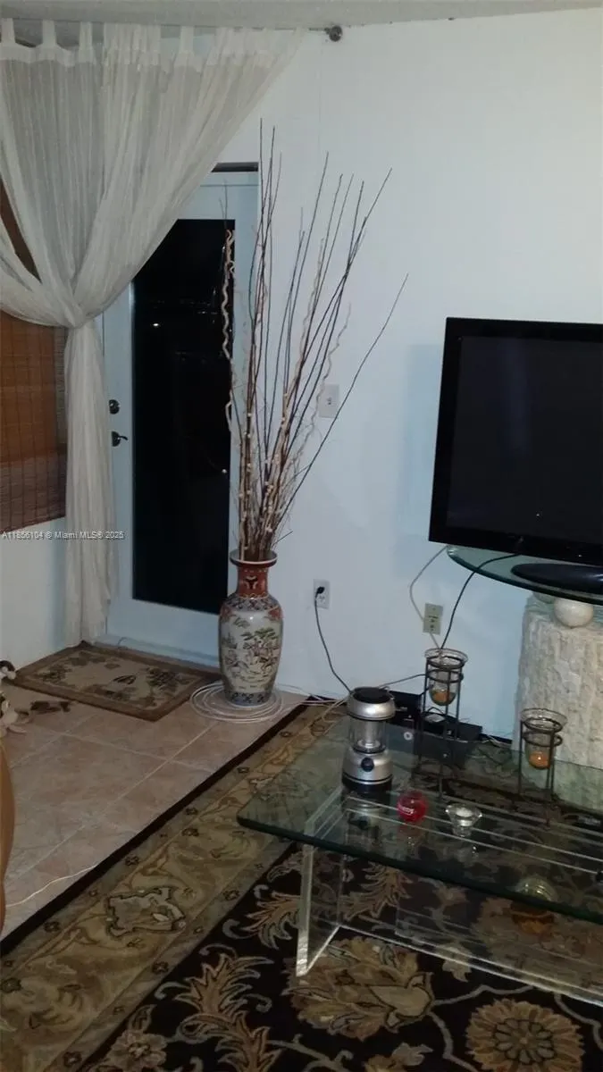 1351 NE Miami Gardens Dr, #1601E