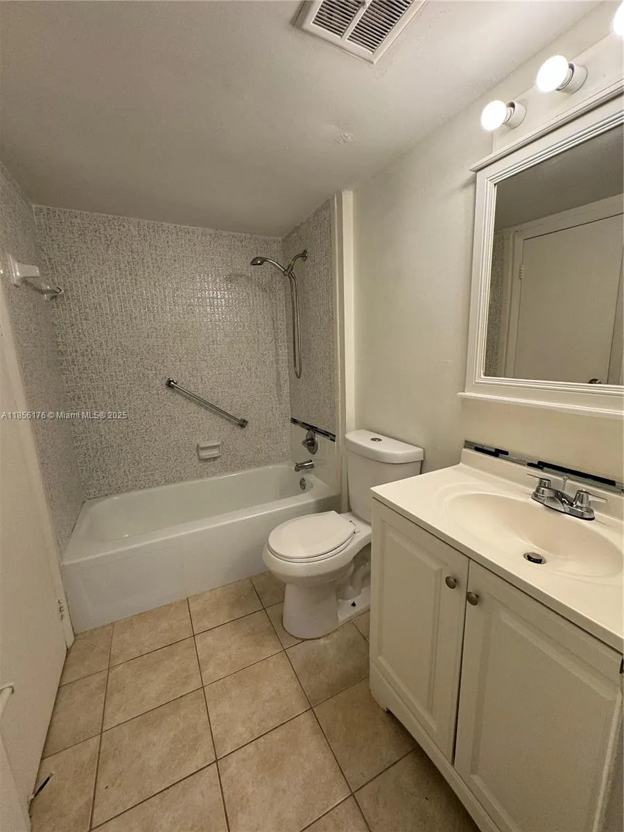 16465 NE 22nd Ave, #205