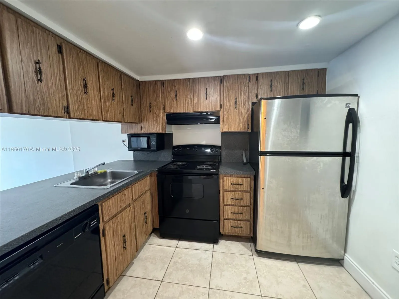 16465 NE 22nd Ave, #205