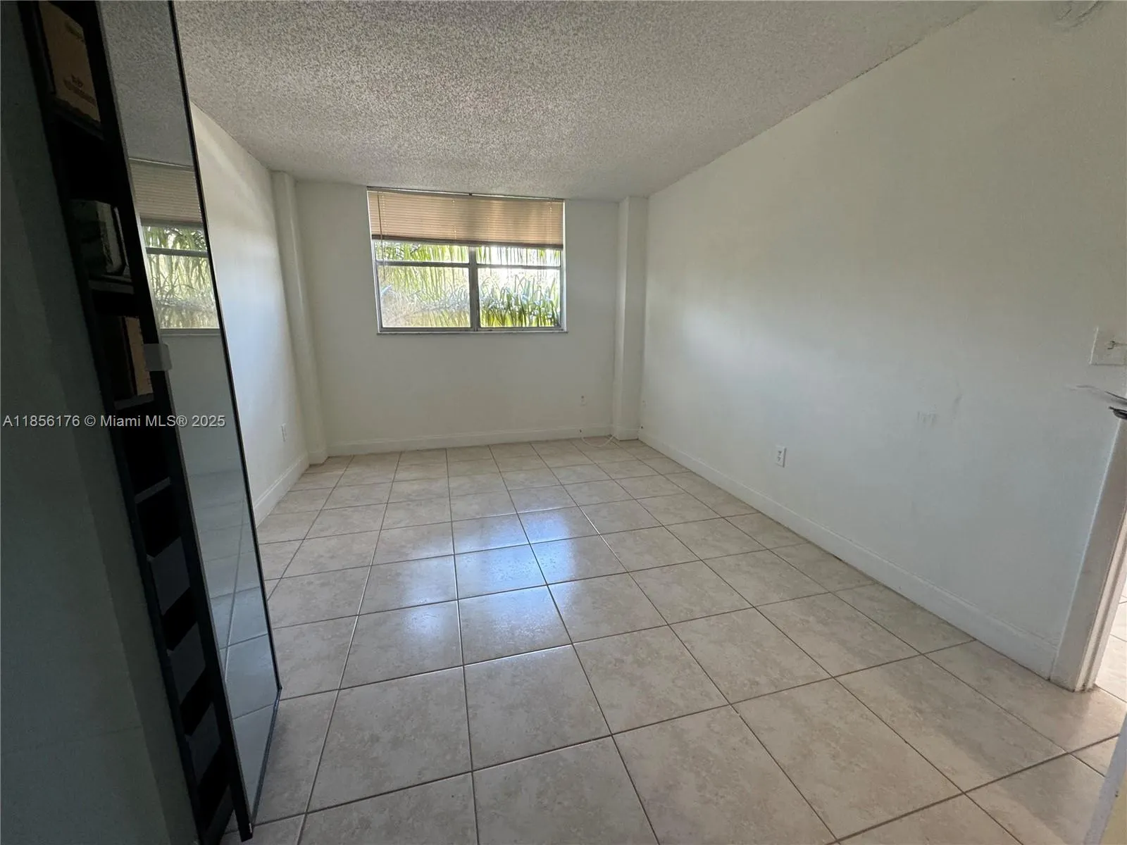 16465 NE 22nd Ave, #205
