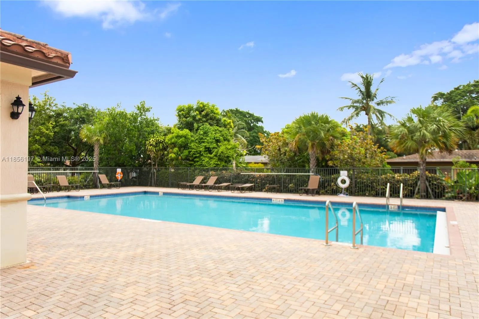4638 NW 59th St