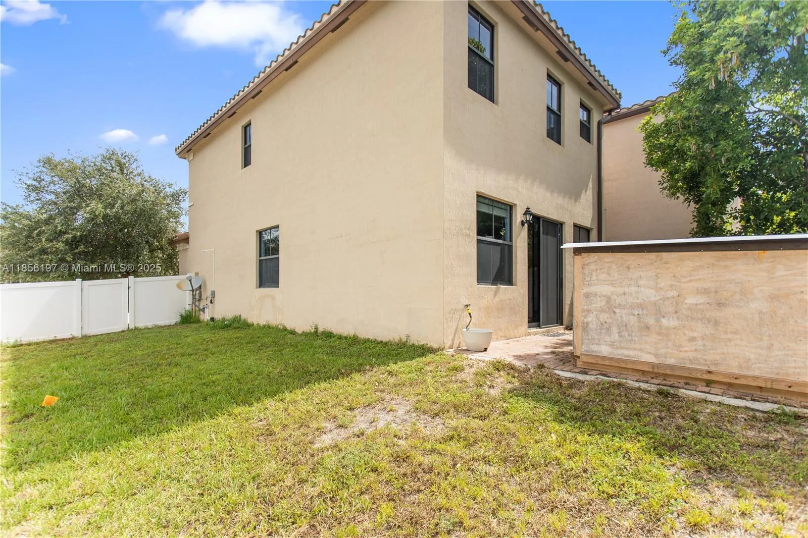4638 NW 59th St